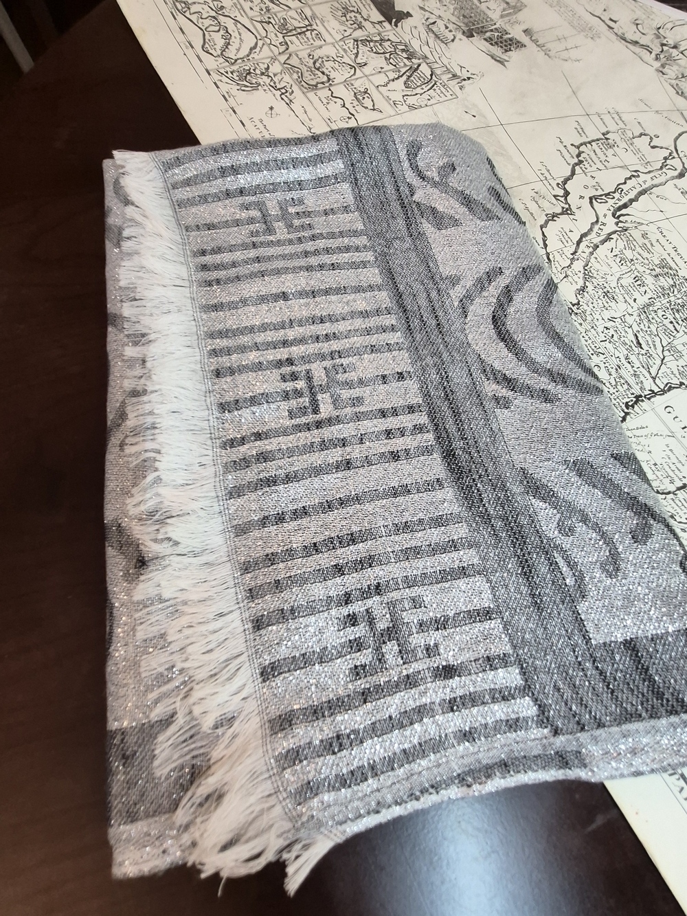 Jessica Silver and Gray Metallic Patterned Bath Towel with Fringe